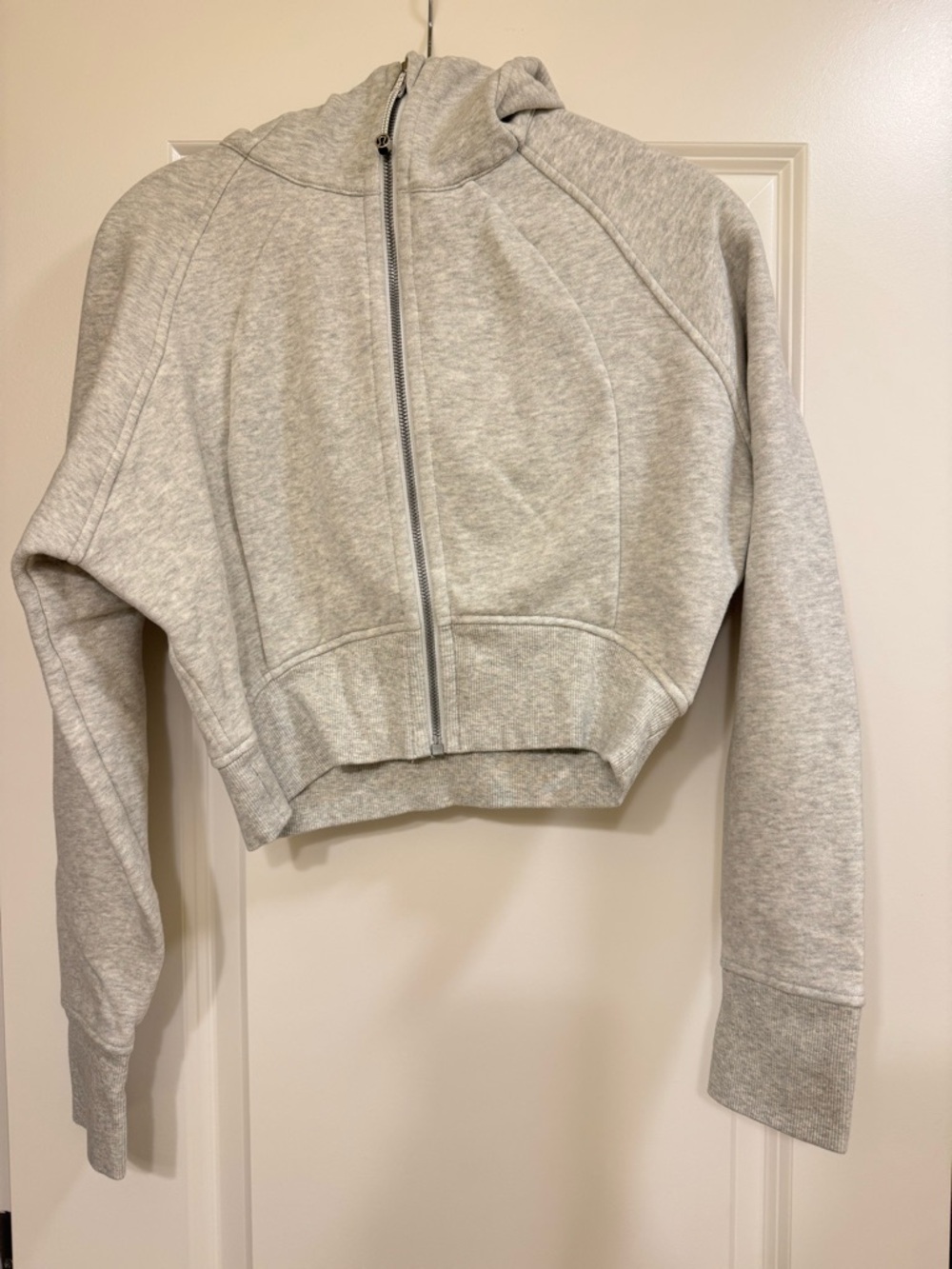 Lululemon Scuba Full-Zip Cropped Hoodie - Heathered Core Ultra Light Grey